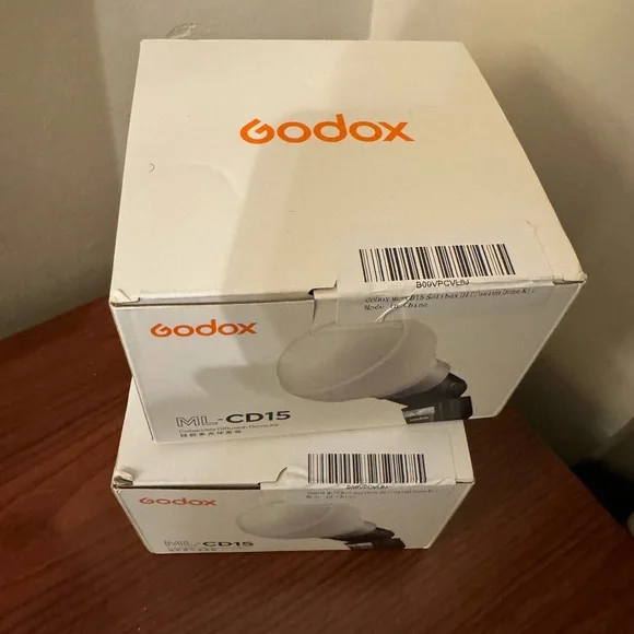 Godox flash diffuser comes with adapters never been used